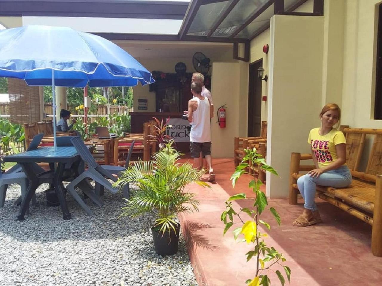 Irish Lodge Panglao Exterior foto